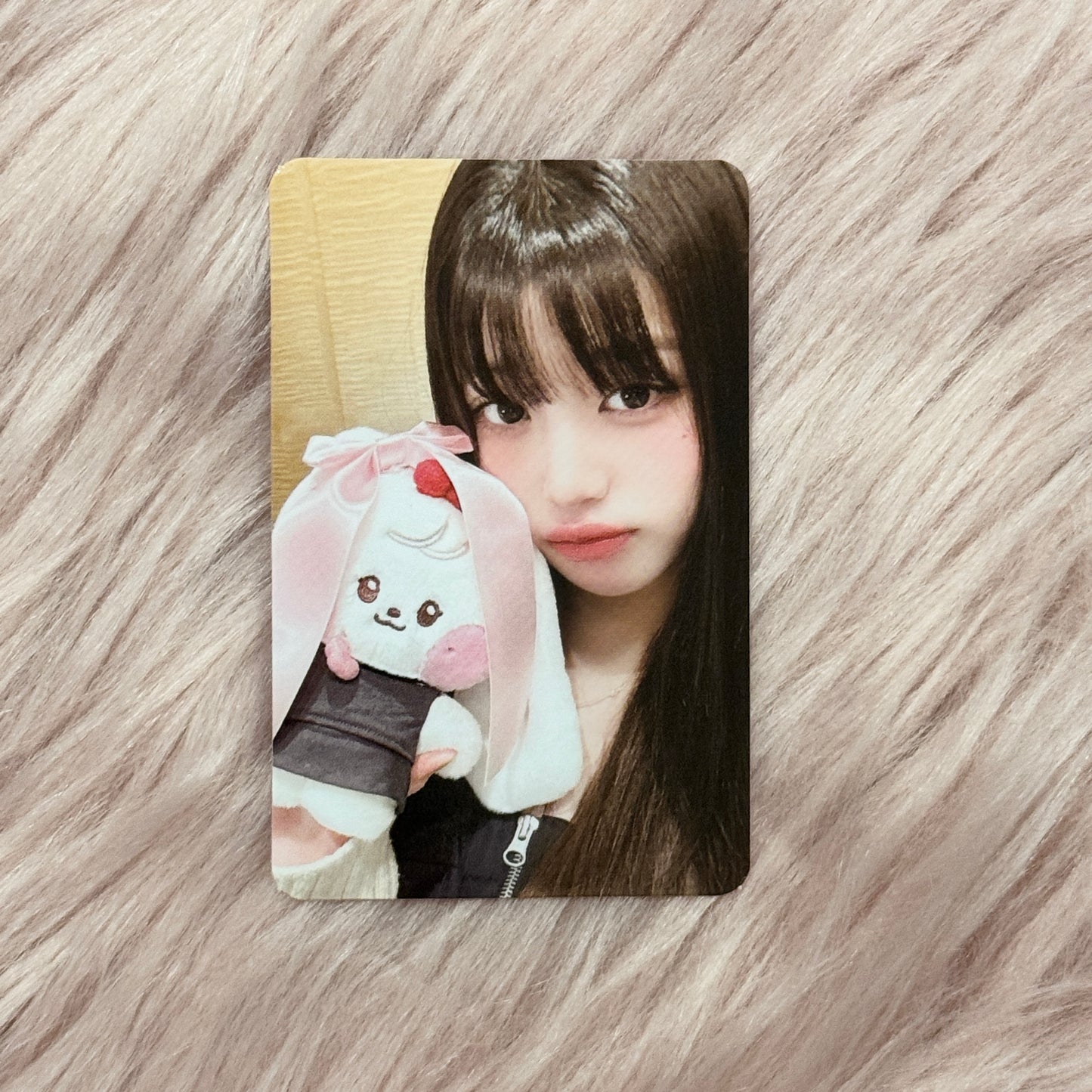 IVE SWITCH POP-UP STORE LINE FRIENDS PHOTOCARD