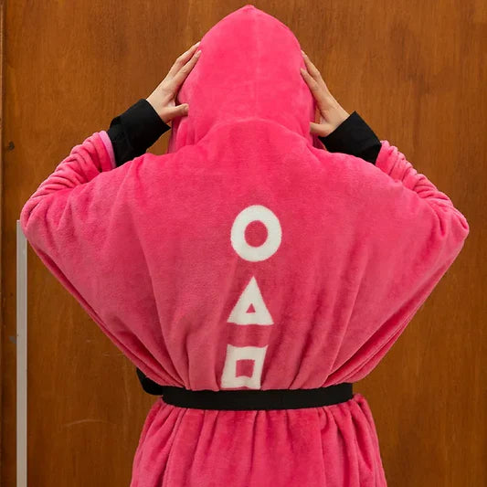 [PRE-ORDER] SQUID GAME X KAKAO Official MD Pink Soldier Hoodie Cape Blanket