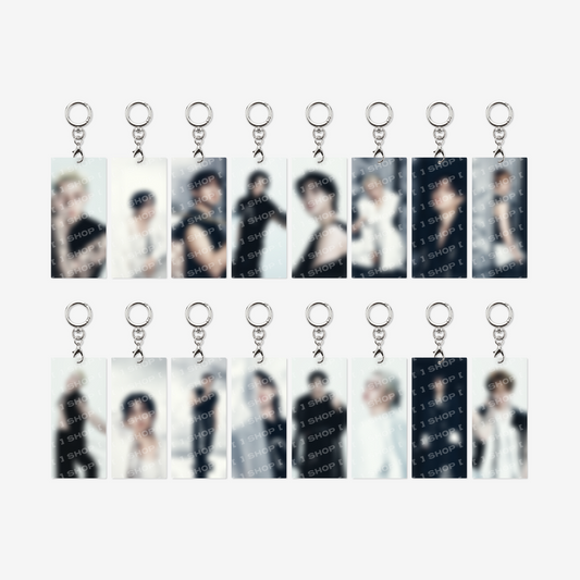 [PRE-ORDER EVENT] Stray Kids World Tour RUN IT SEOUL MD SECRET ACRYLIC KEYRING